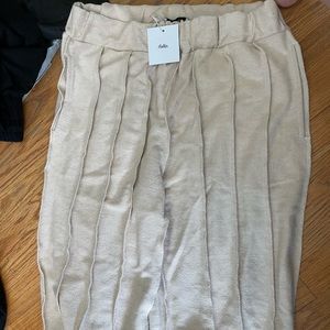 Cute jogger style pants